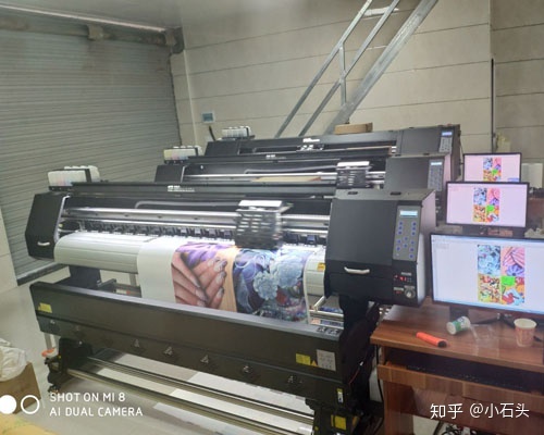 噴繪紋身機(jī)教學(xué)_一次性噴繪紋身機(jī)_中國十大噴繪機(jī)品牌