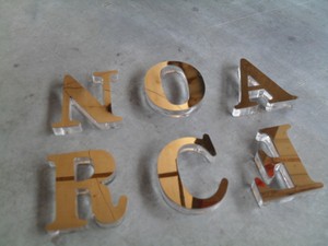 亞克力水晶字 價(jià)格_黑色亞克力水晶字圖片_黑色亞克力水晶字