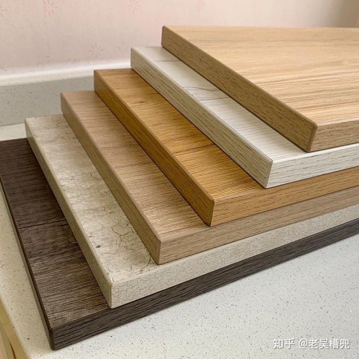 碳鋼櫥柜門好還是晶鋼櫥柜好_晶鋼門和亞克力哪個(gè)好_晶鋼門和吸塑門那種好