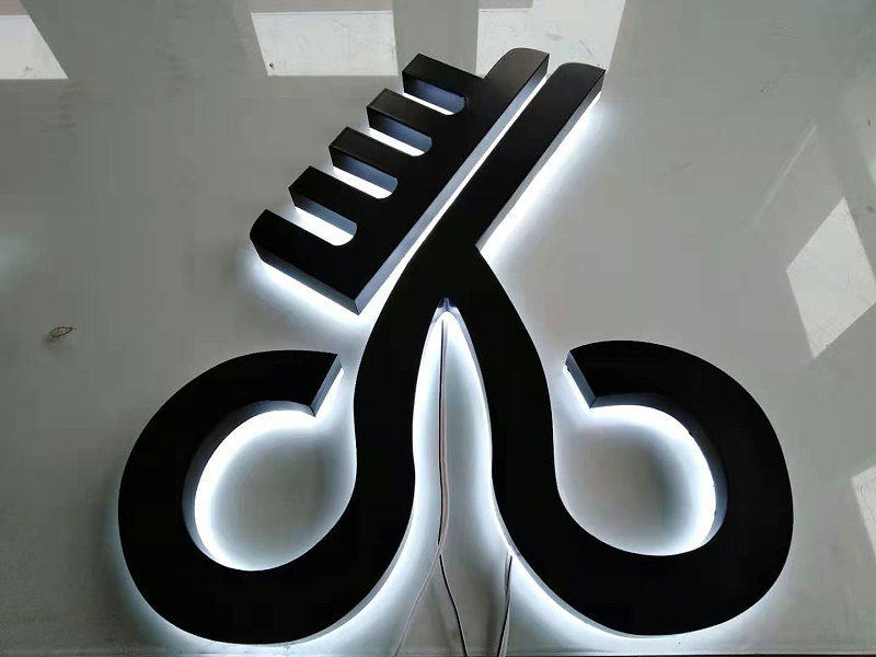 背發(fā)光字招牌