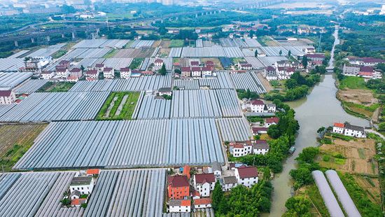 太陽照耀美麗農(nóng)村圖片_農(nóng)村美麗建設(shè)圖片大全_農(nóng)村房子建設(shè)圖片大全