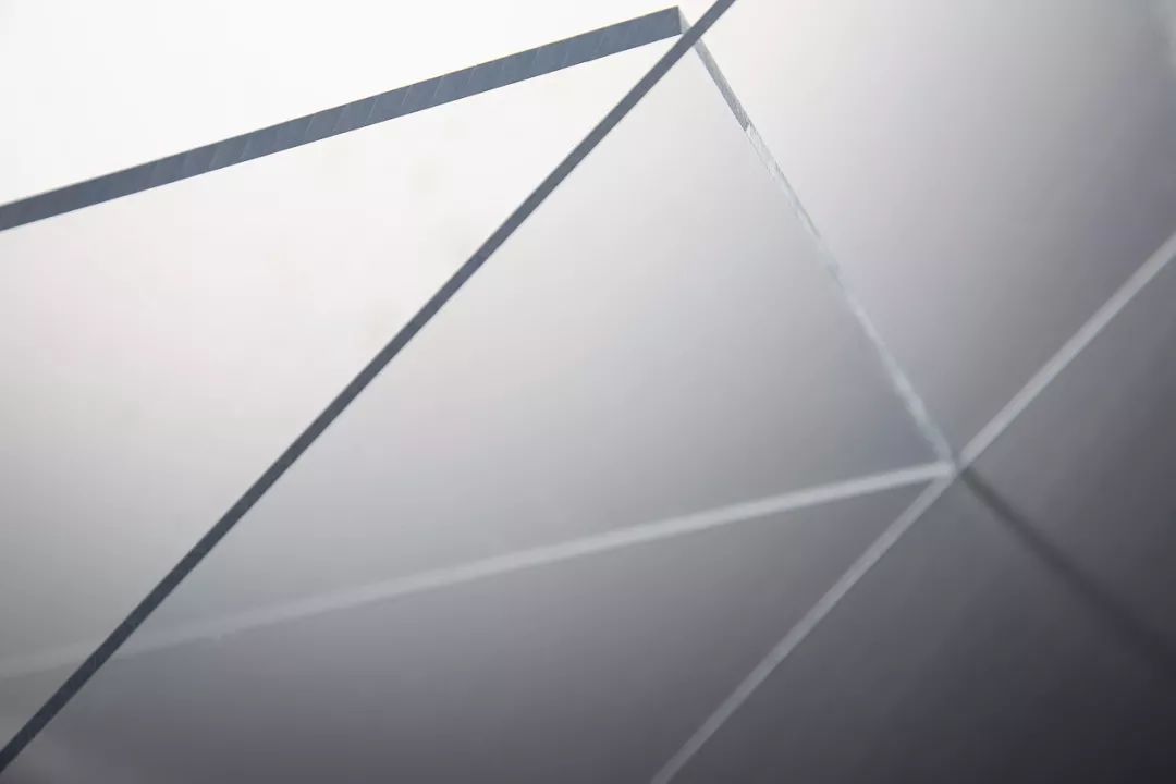 亞克力板字體圖片_外露發(fā)光字體和亞克力子體那種比較好_亞克力燈箱板價格