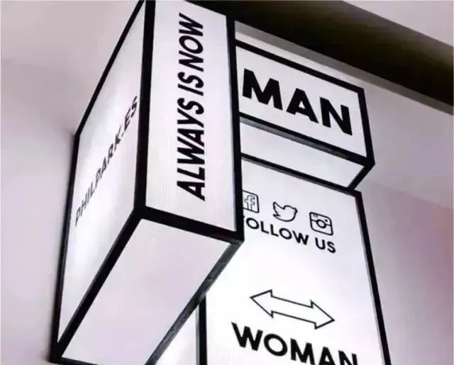 亞克力板字體圖片_外露發(fā)光字體和亞克力子體那種比較好_亞克力燈箱板價格